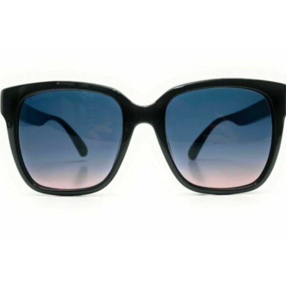 Gucci Women\'s Black and Blue Gradient Sunglasses!